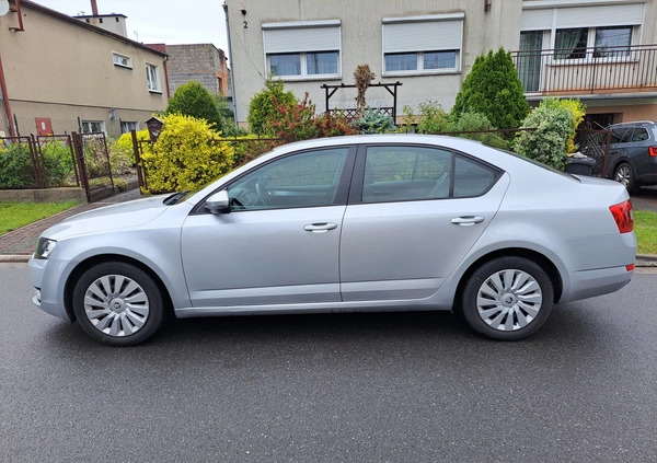 Skoda Octavia cena 26999 przebieg: 337780, rok produkcji 2014 z Syców małe 211